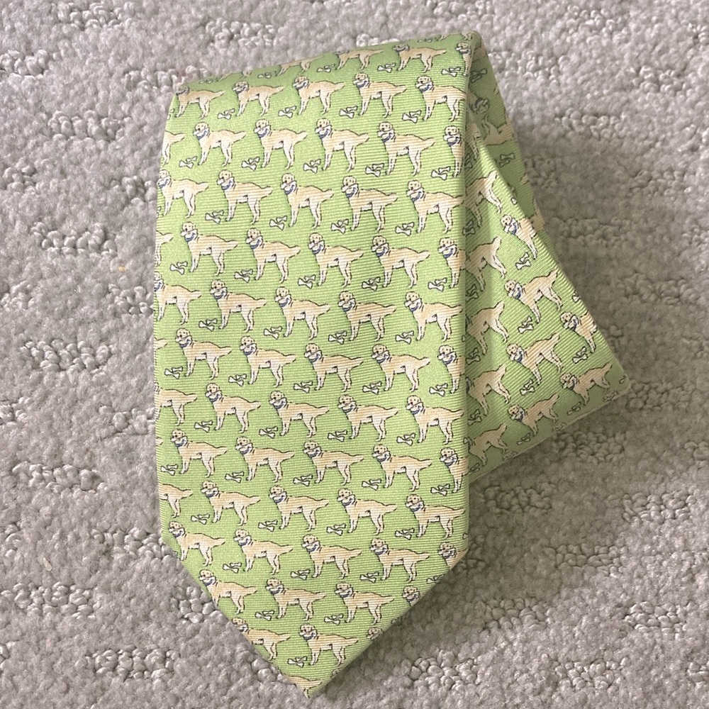 STAGG yellow labrador retriever green silk tie.